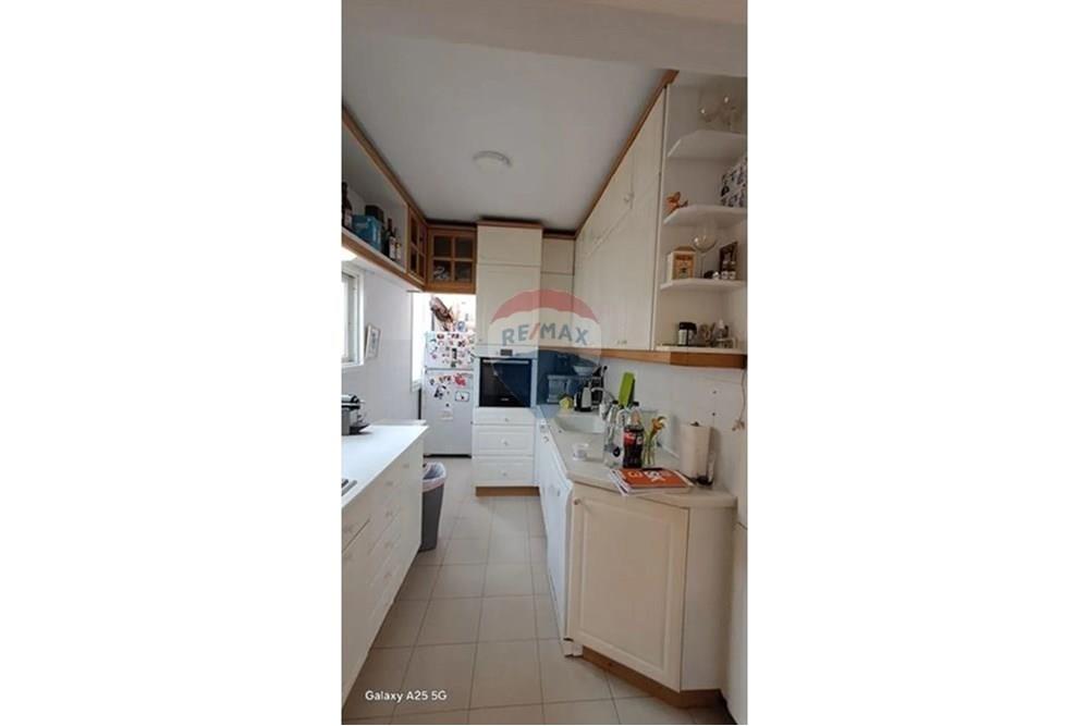 Apartment for Sale in Tel Aviv - Image 4