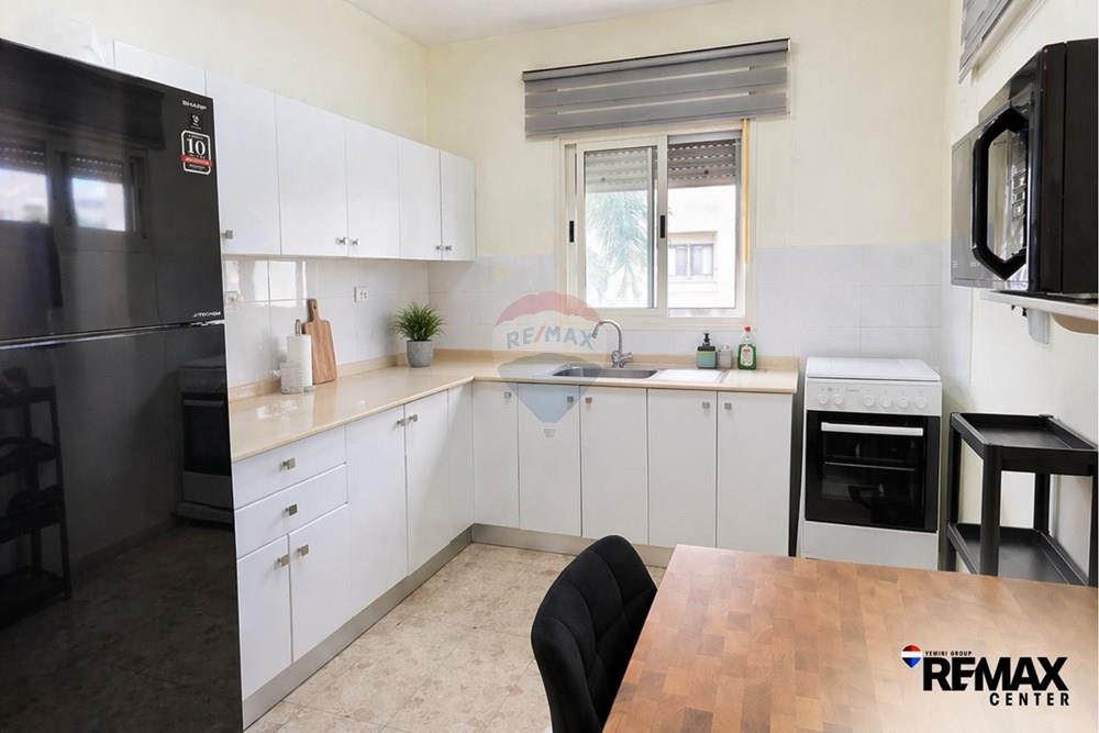 Apartment for Sale in Rishon LeZion - Image 4