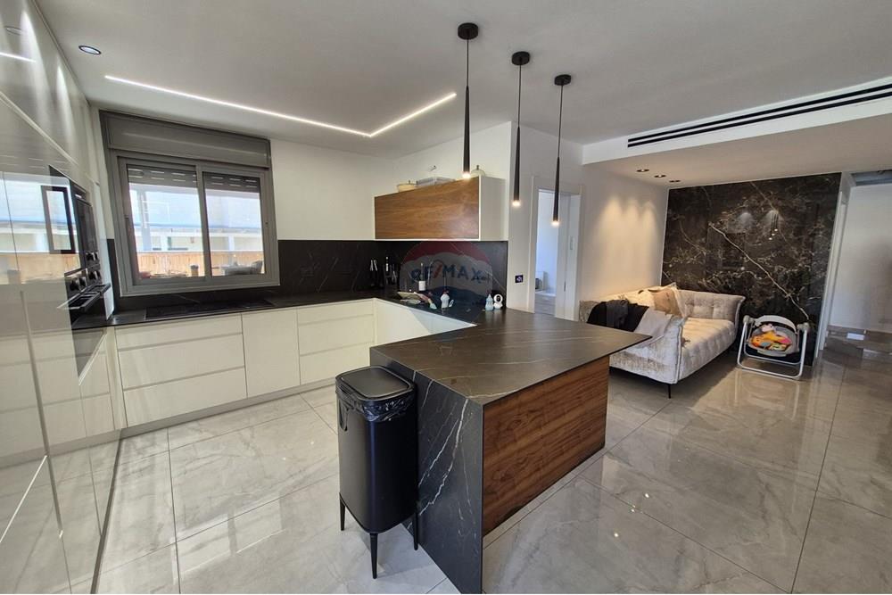 Apartment for Sale in חריש - Image 7