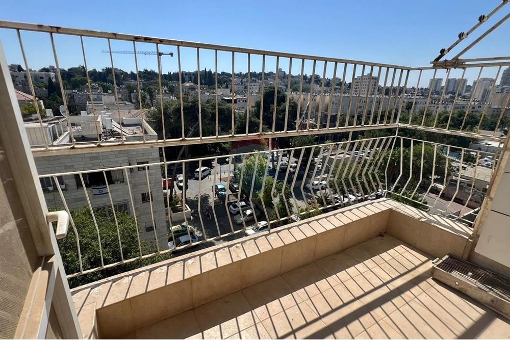 Apartment for Sale in Jerusalem - Image 4