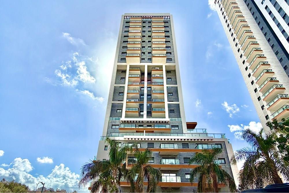 Apartment for Sale in Netanya - Image 1