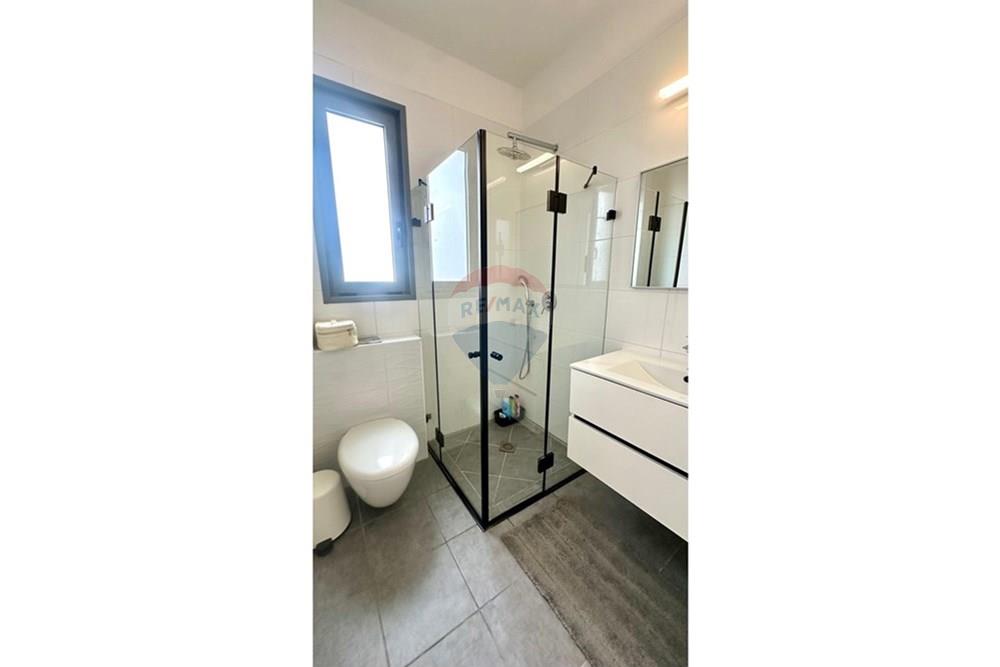 Apartment for Sale in Rishon LeZion - Image 2