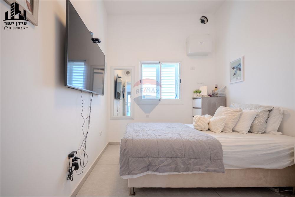 Apartment for Sale in Tel Aviv - Image 6