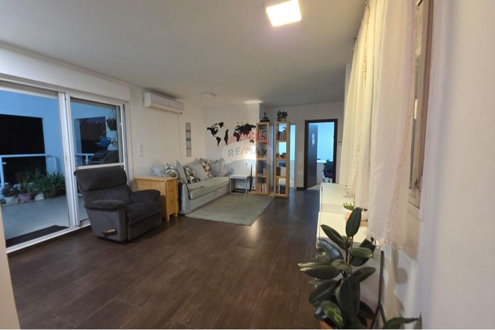 Apartment for Sale in Modi'in - Image 1