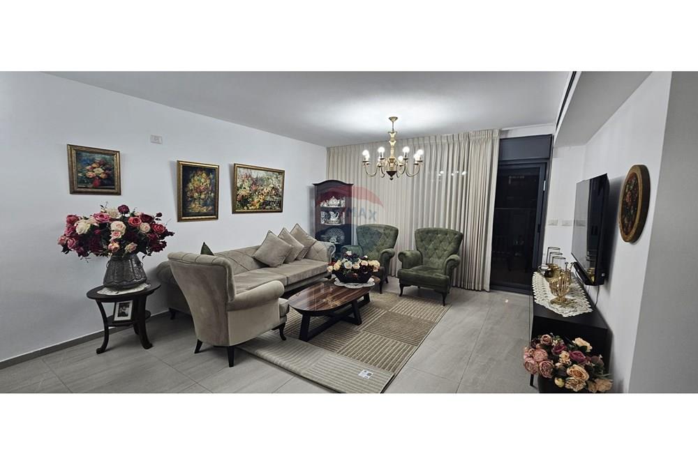 Apartment for Sale in Beer Sheva - Image 1