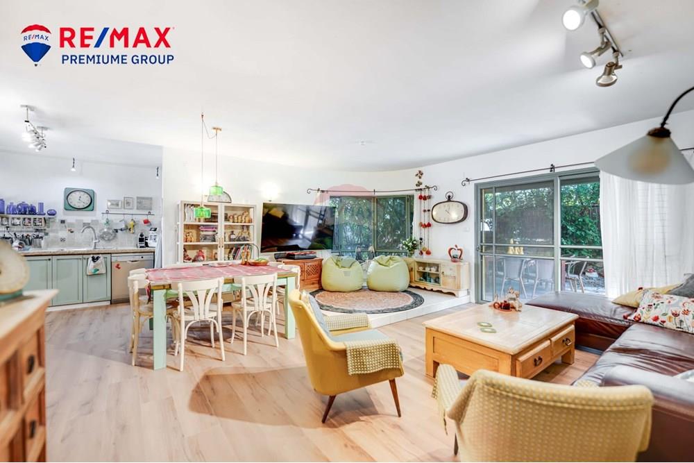 House for Sale in שוהם - Image 6