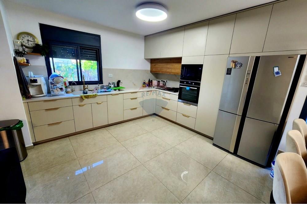 House for Sale in Sderot - Image 1