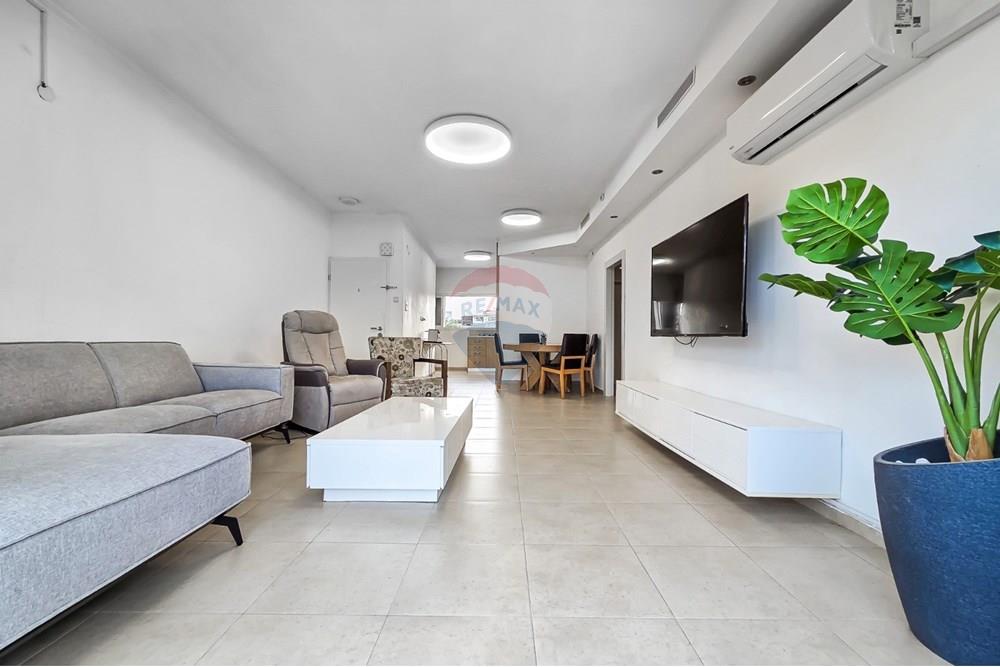 Apartment for Sale in קרית ביאליק - Image 1