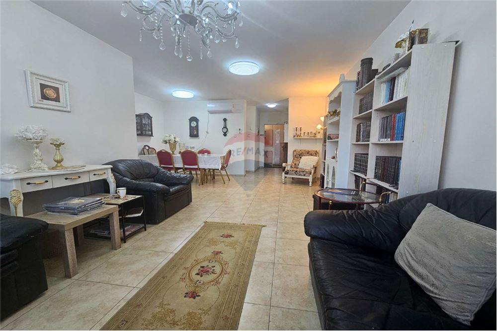 Apartment for Sale in Safed - Image 2