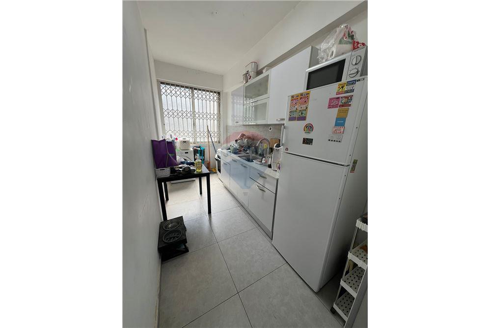 Apartment for Sale in Tel Aviv - Image 4