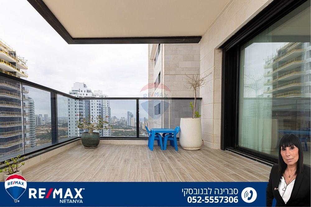 Apartment for Sale in Netanya - Image 1
