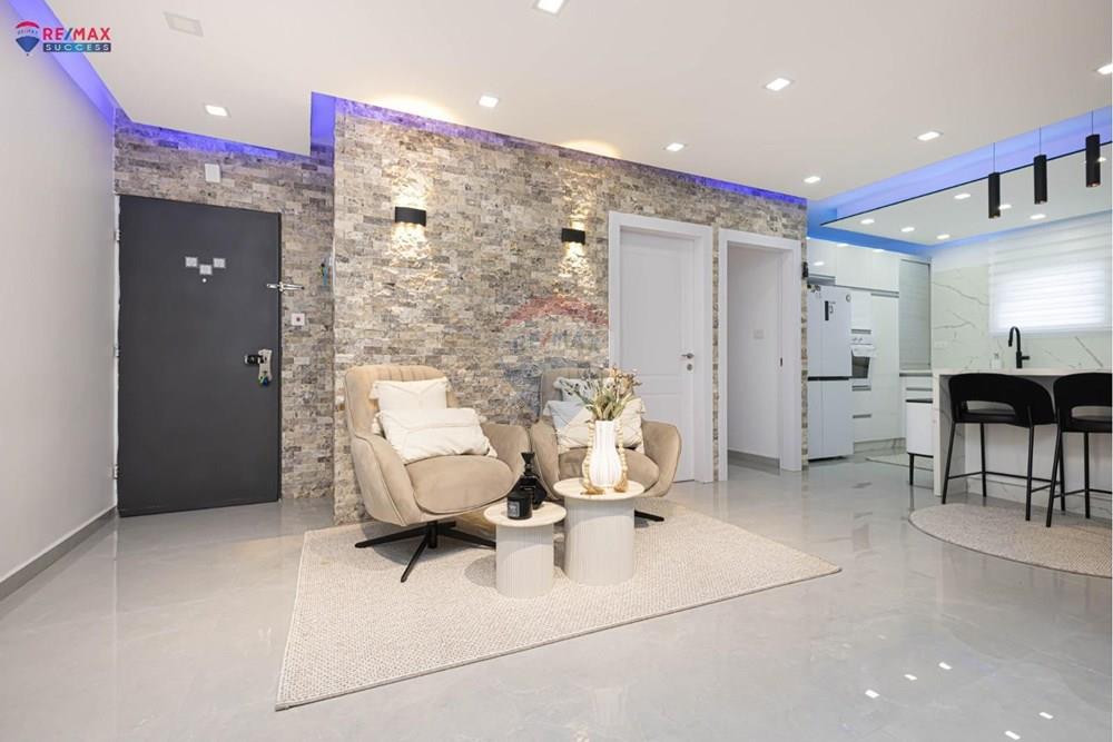 Apartment for Sale in Lod - Image 3