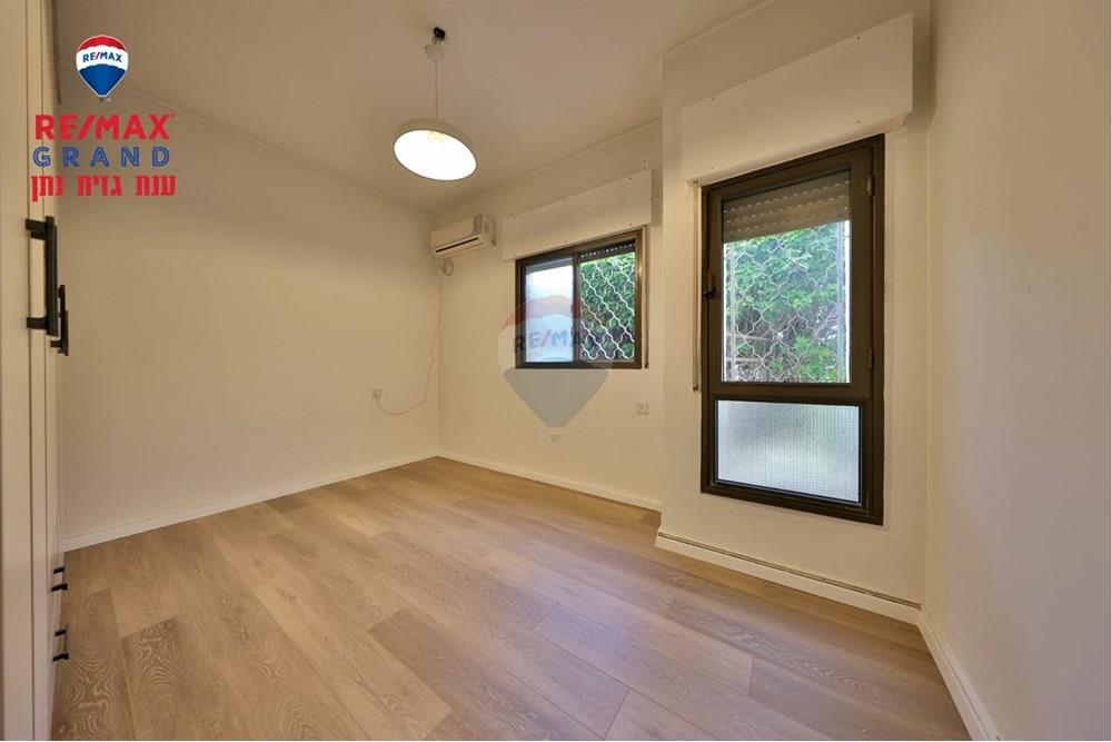 Apartment for Sale in Haifa - Image 5