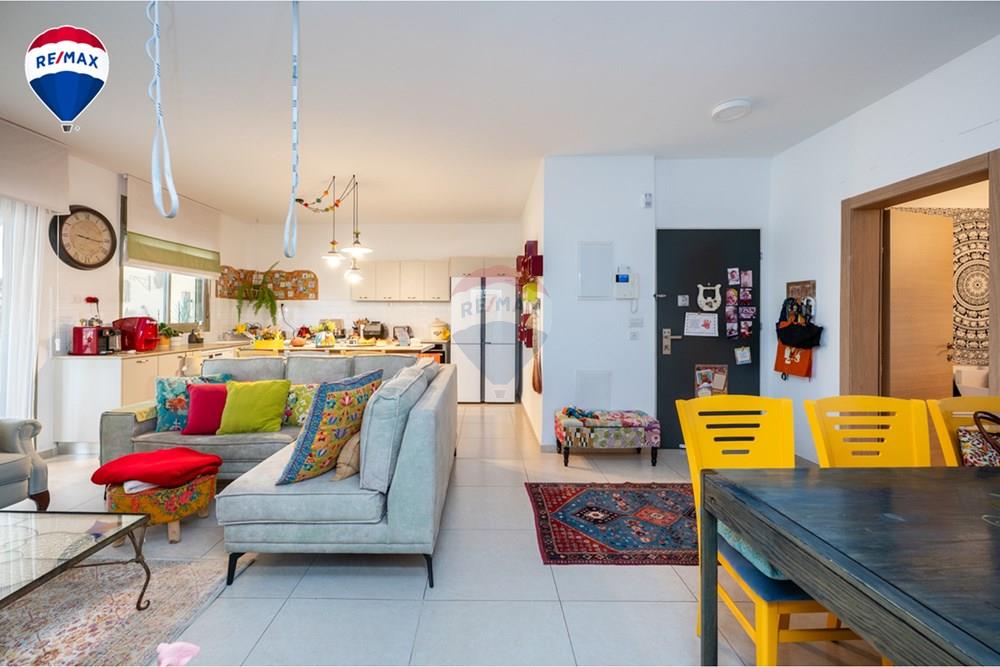 Apartment for Sale in Zichron Ya'akov - Image 2