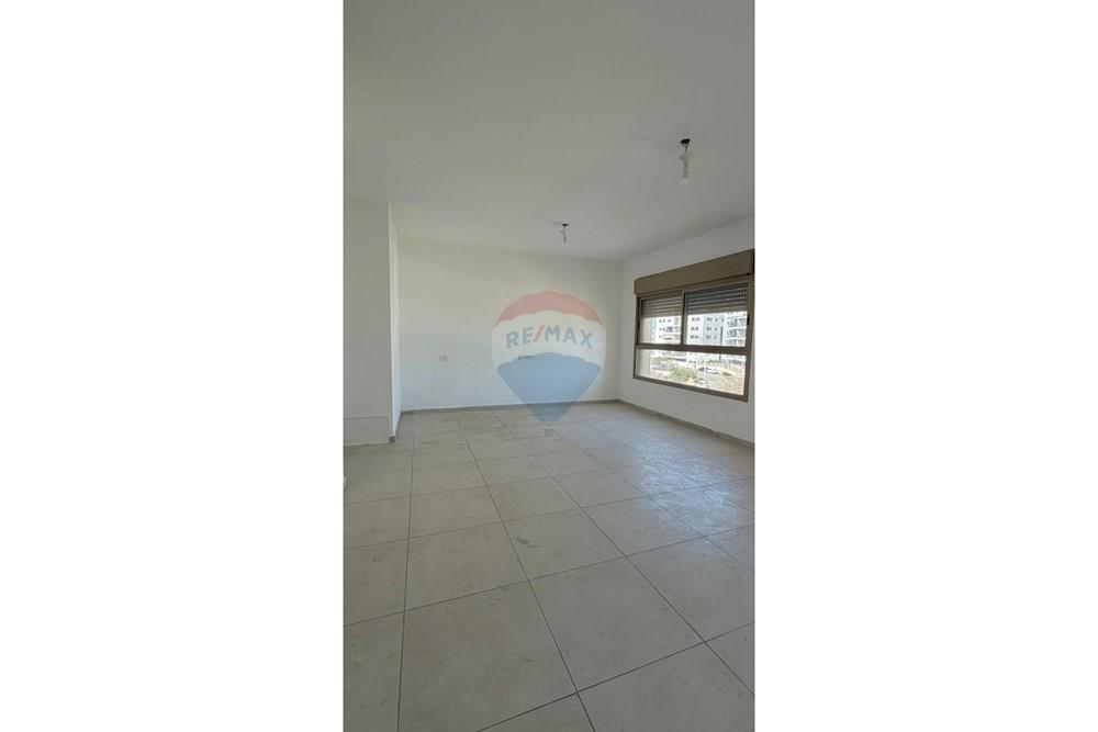 Apartment for Sale in חריש - Image 3