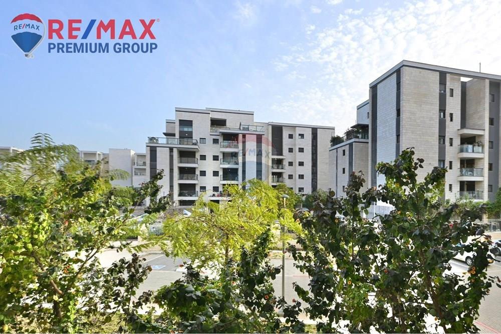 Apartment for Sale in שוהם - Image 1