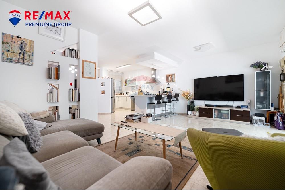 Apartment for Sale in שוהם - Image 5