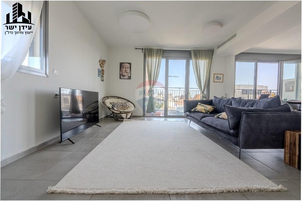 Apartment for Sale in Tel Aviv - Image 1