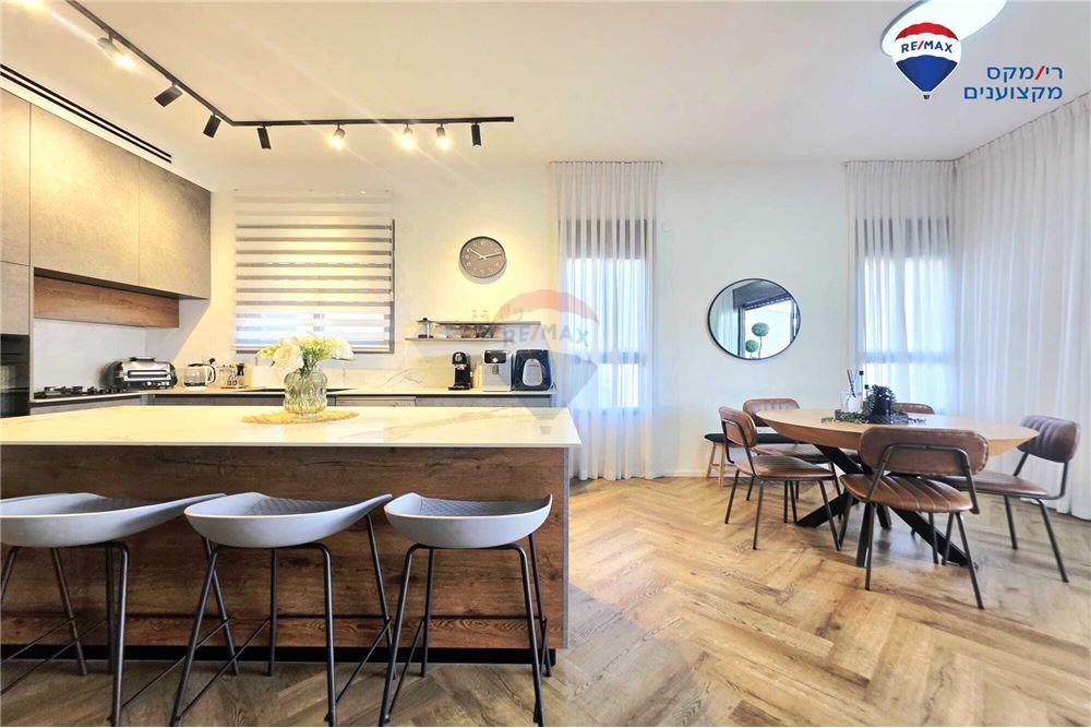 Apartment for Sale in Hadera - Image 5