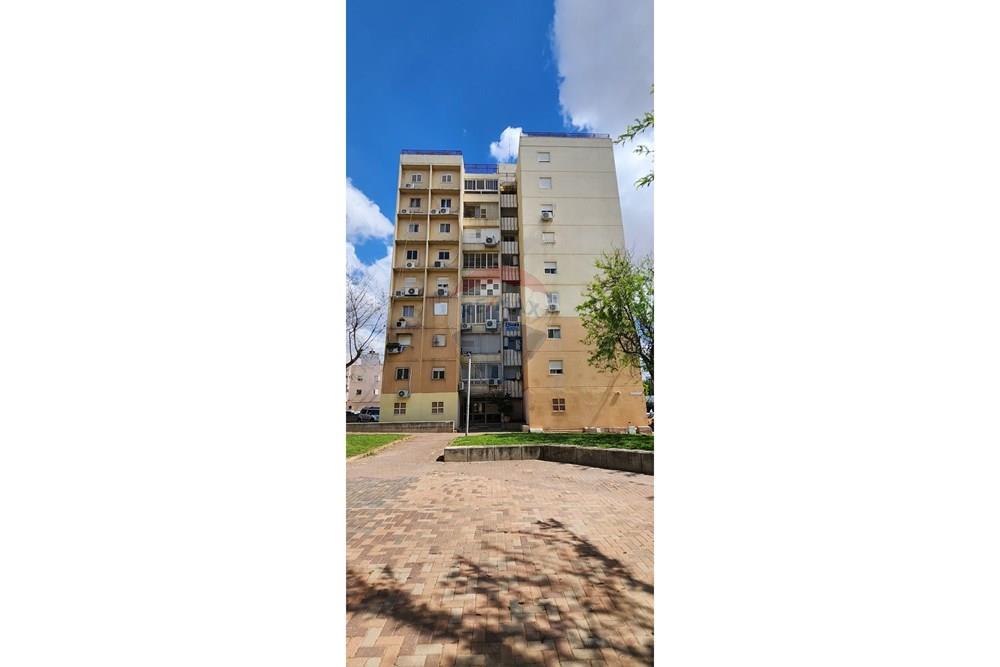 Apartment for Sale in קרית גת - Image 1