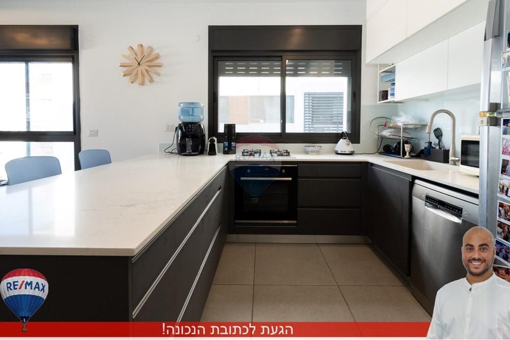 Apartment for Sale in Herzliya - Image 5