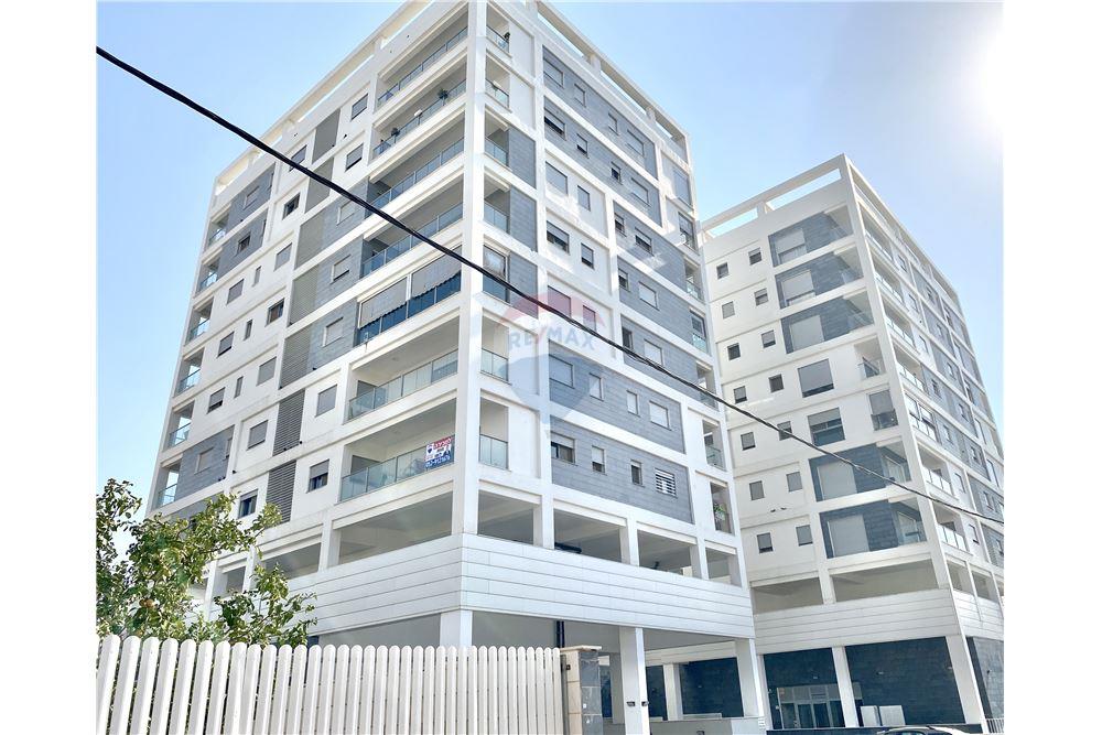 Apartment for Sale in Afula - Image 1