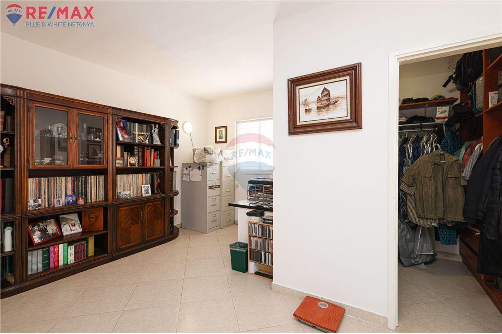 Apartment for Sale in Netanya - Image 7