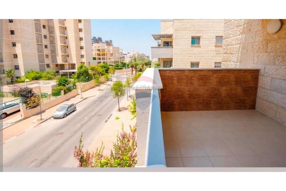 Apartment for Sale in Modi'in - Image 4