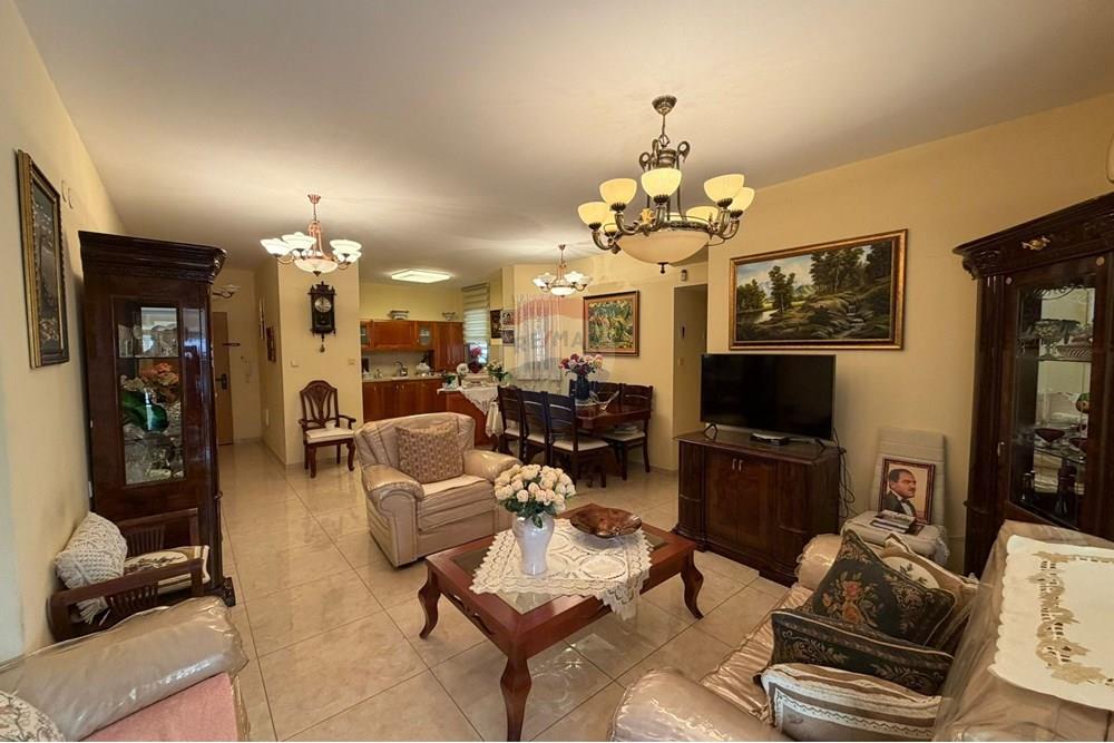 Apartment for Sale in Ashkelon - Image 4