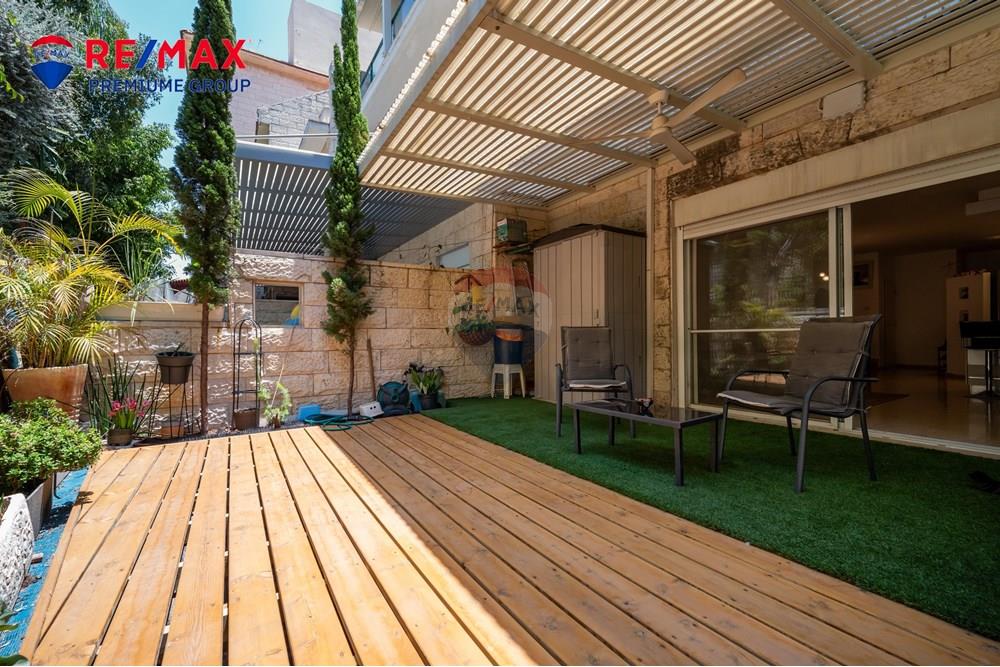 Apartment for Sale in שוהם - Image 2