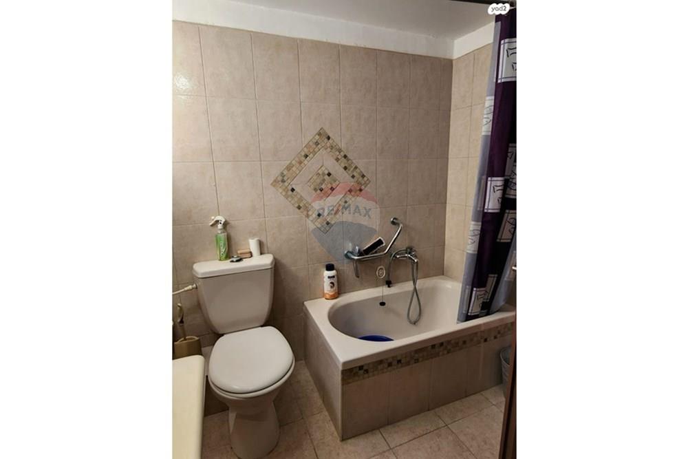 Apartment for Sale in Lod - Image 7