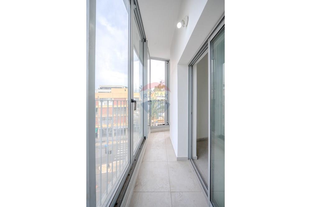 Apartment for Sale in Tel Aviv - Image 2