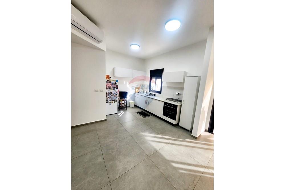 House for Sale in Sderot - Image 3