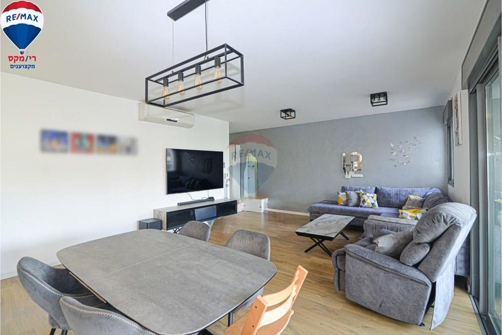 Apartment for Sale in Hadera - Image 7