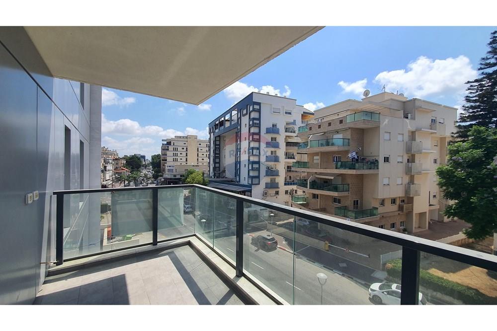 Apartment for Sale in Nahariya - Image 1