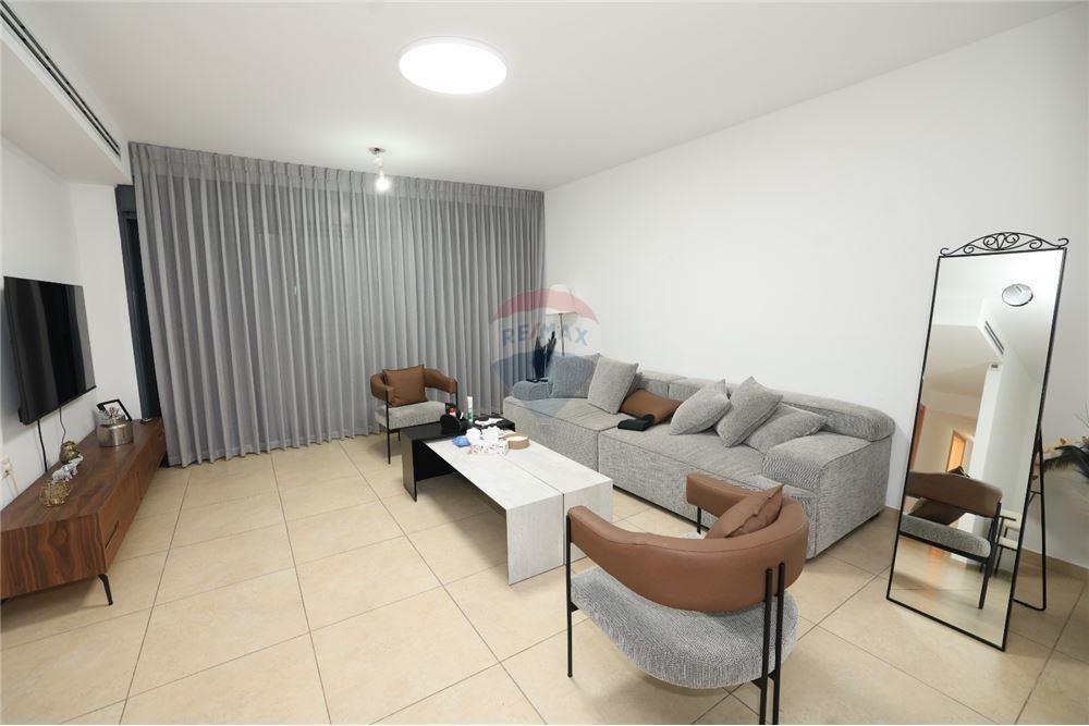 Apartment for Sale in Beer Sheva - Image 2