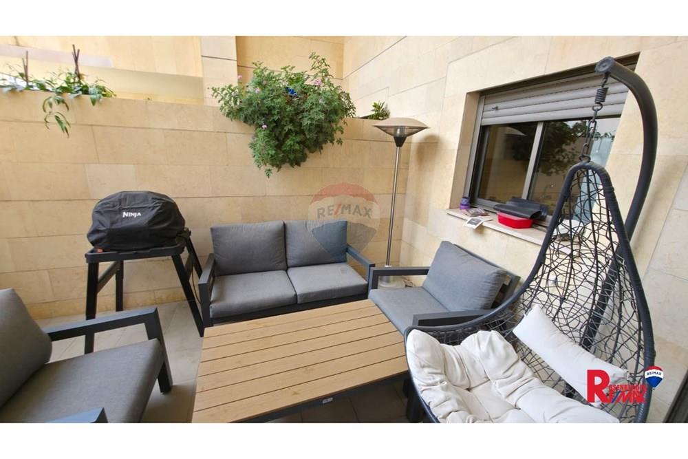 Apartment for Sale in Holon - Image 6