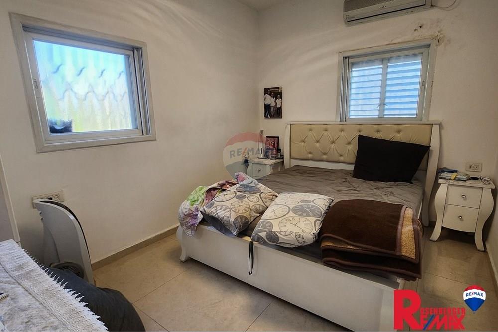 Apartment for Sale in Holon - Image 6