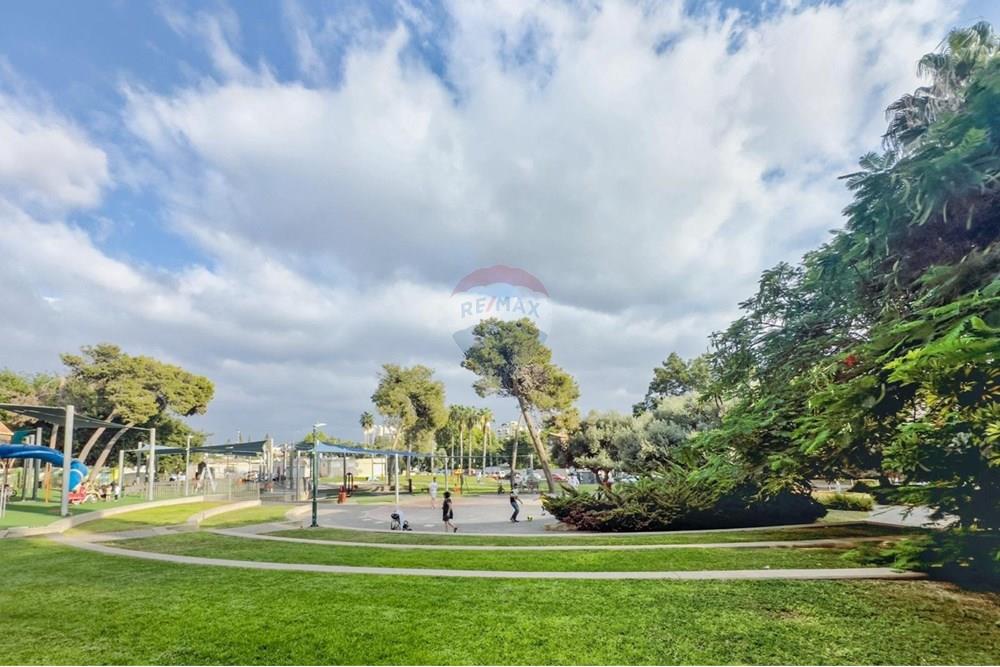 Apartment for Sale in Herzliya - Image 4
