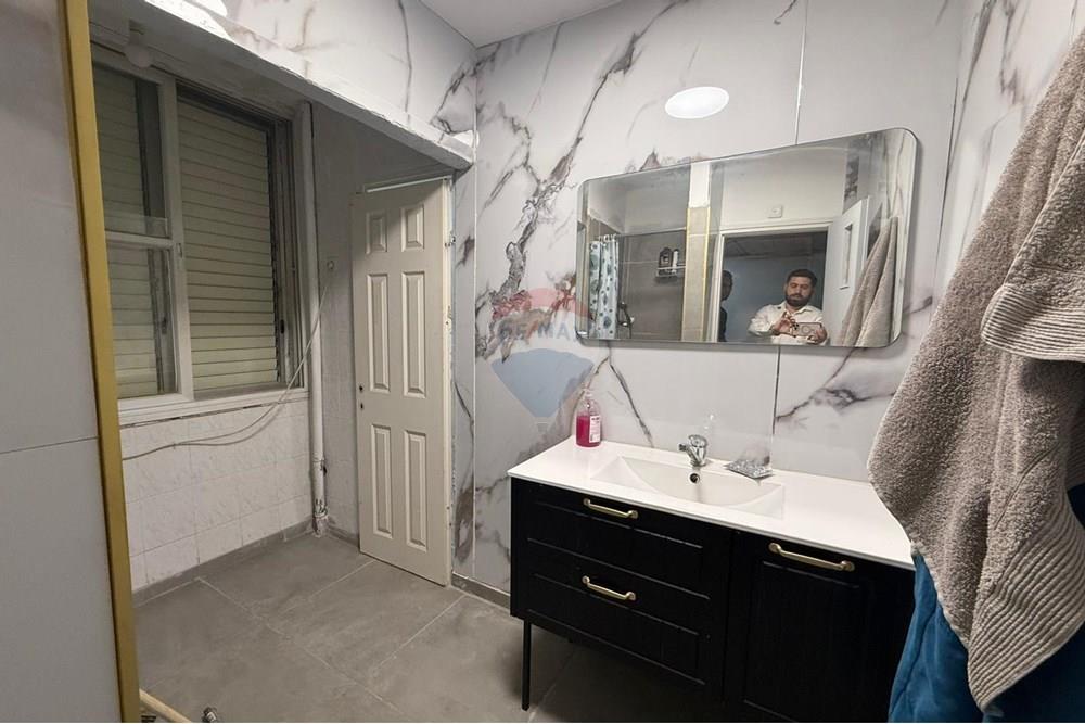 Apartment for Sale in קרית אתא - Image 5