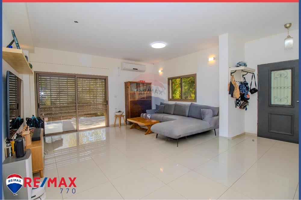 Condo for Sale in עין דור - Image 3