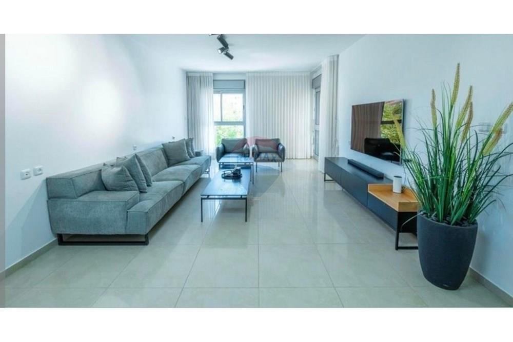Apartment for Sale in Modi'in - Image 1