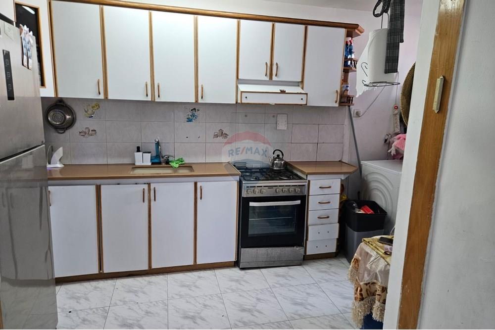 Apartment for Sale in Kiryat Yam - Image 4