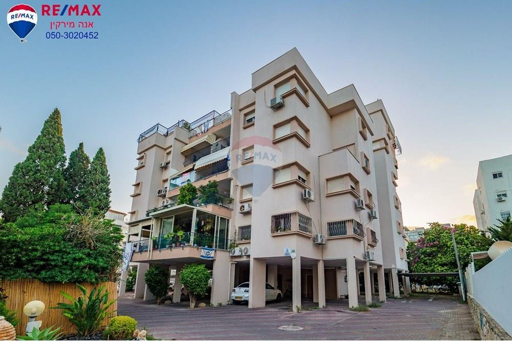 Apartment for Sale in Nahariya - Image 1