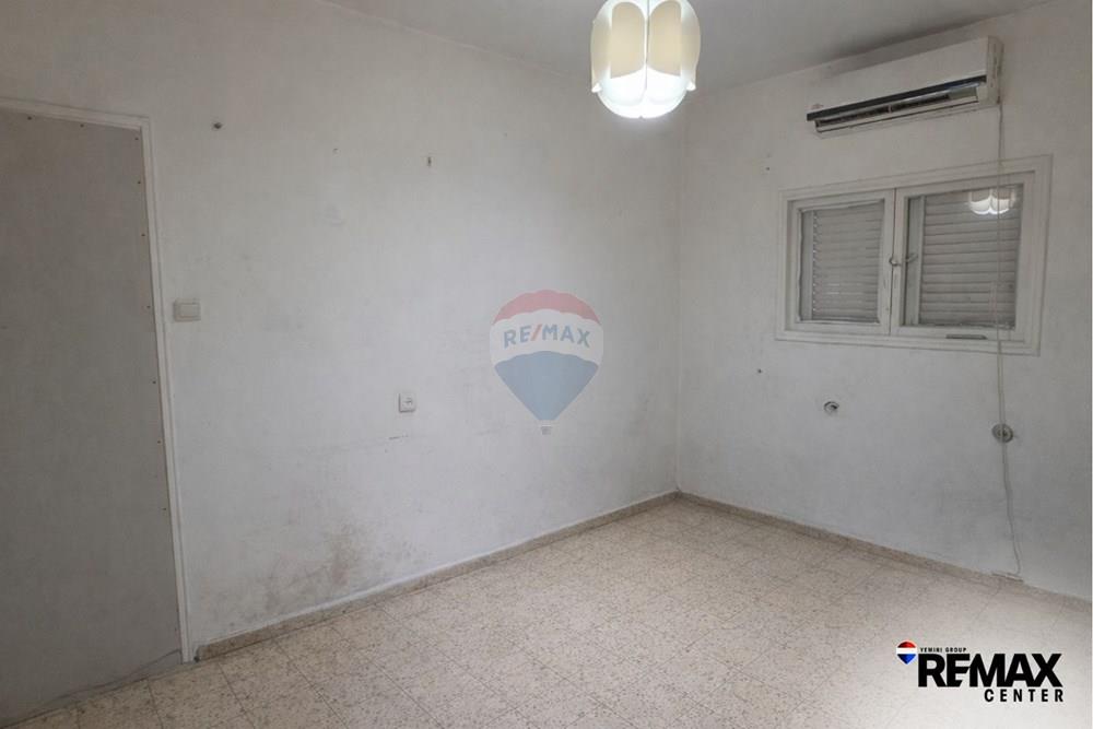 Apartment for Sale in Rishon LeZion - Image 4