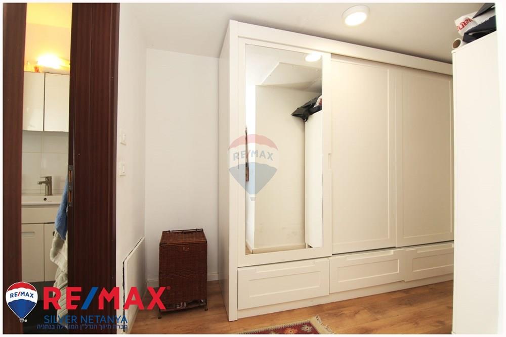 Apartment for Sale in Netanya - Image 5