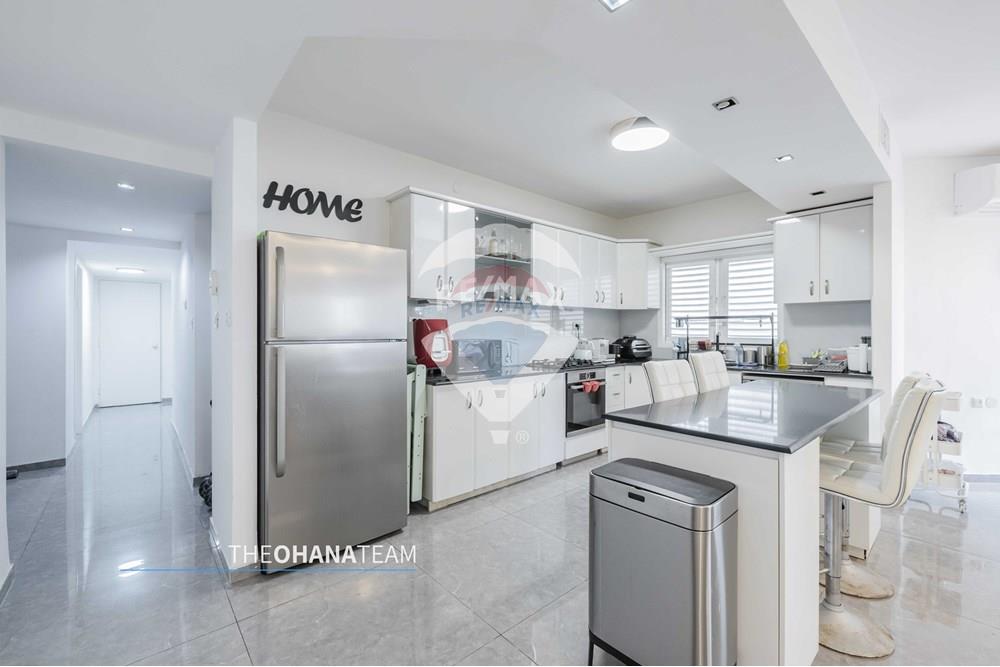 Apartment for Sale in Netanya - Image 2