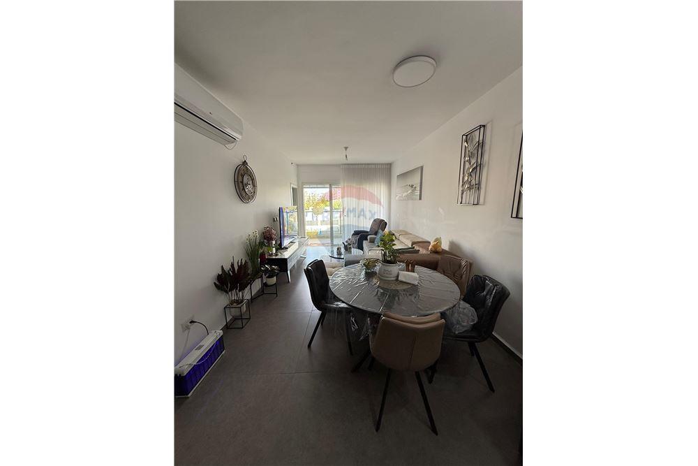 Apartment for Sale in Tel Aviv - Image 1