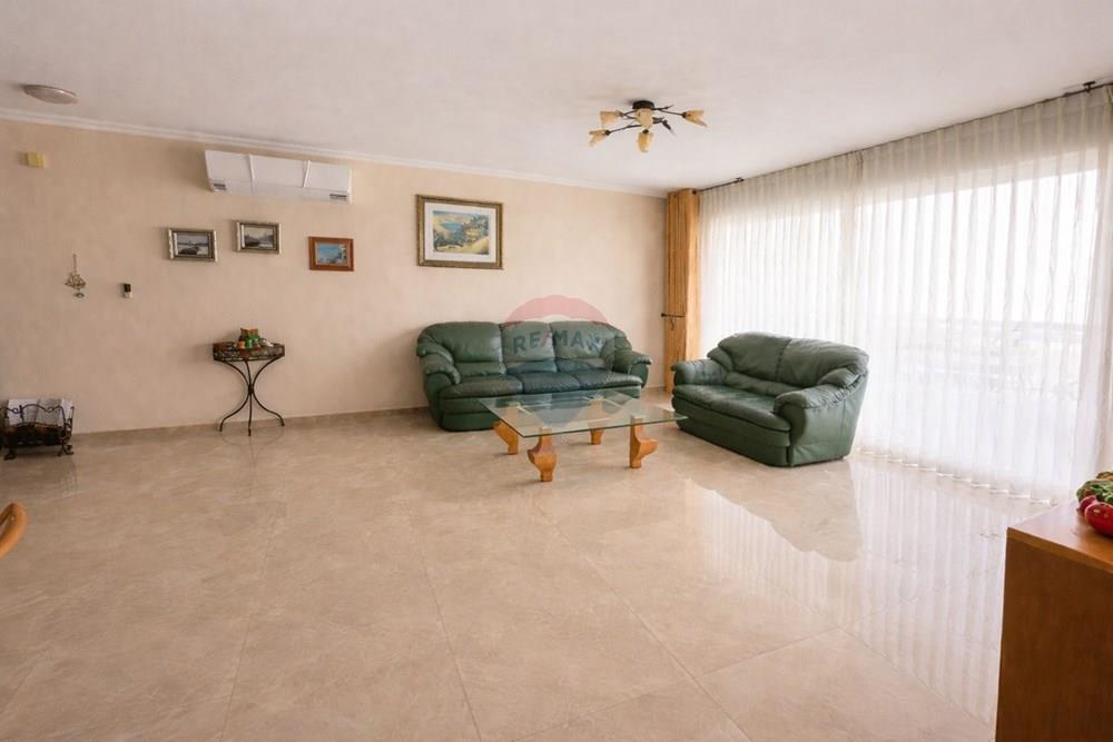 Apartment for Sale in Ashdod - Image 2