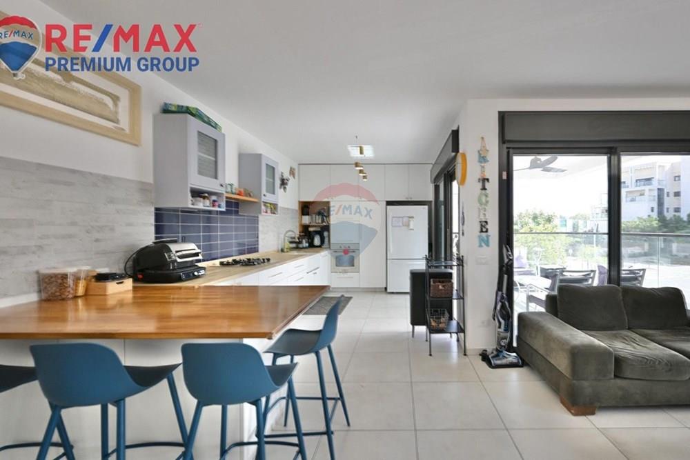 Apartment for Sale in שוהם - Image 3